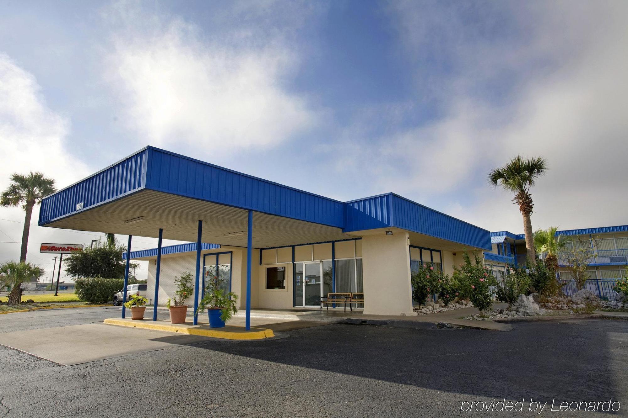 Executive Inn & Suites Beeville Zewnętrze zdjęcie